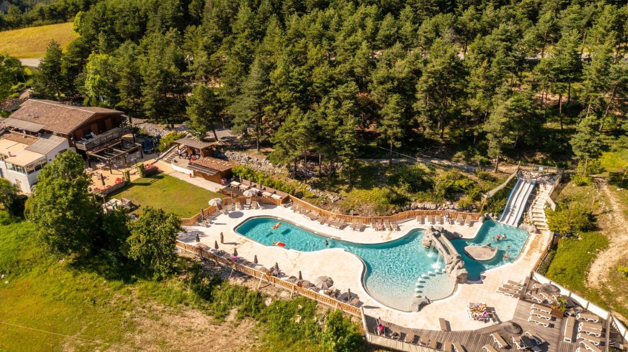 Camping Rcn Les Collines De กาสเตลลาน ภายนอก รูปภาพ