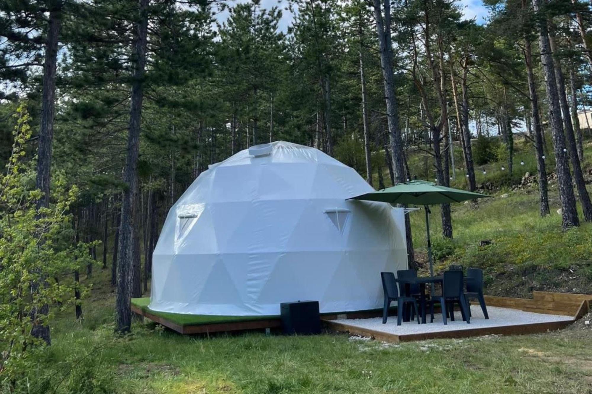 Camping Rcn Les Collines De กาสเตลลาน ภายนอก รูปภาพ